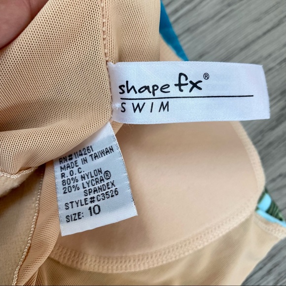 Cami Swim Hibiscus Print One Piece Bathing Suit + Coordinating Coverup Set 10 - Picture 8 of 15